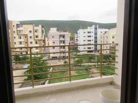 5) Balcony.JPG